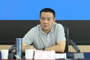 弗赖堡官方：前队长朱利安-舒斯特尔下赛季成为球队主帅